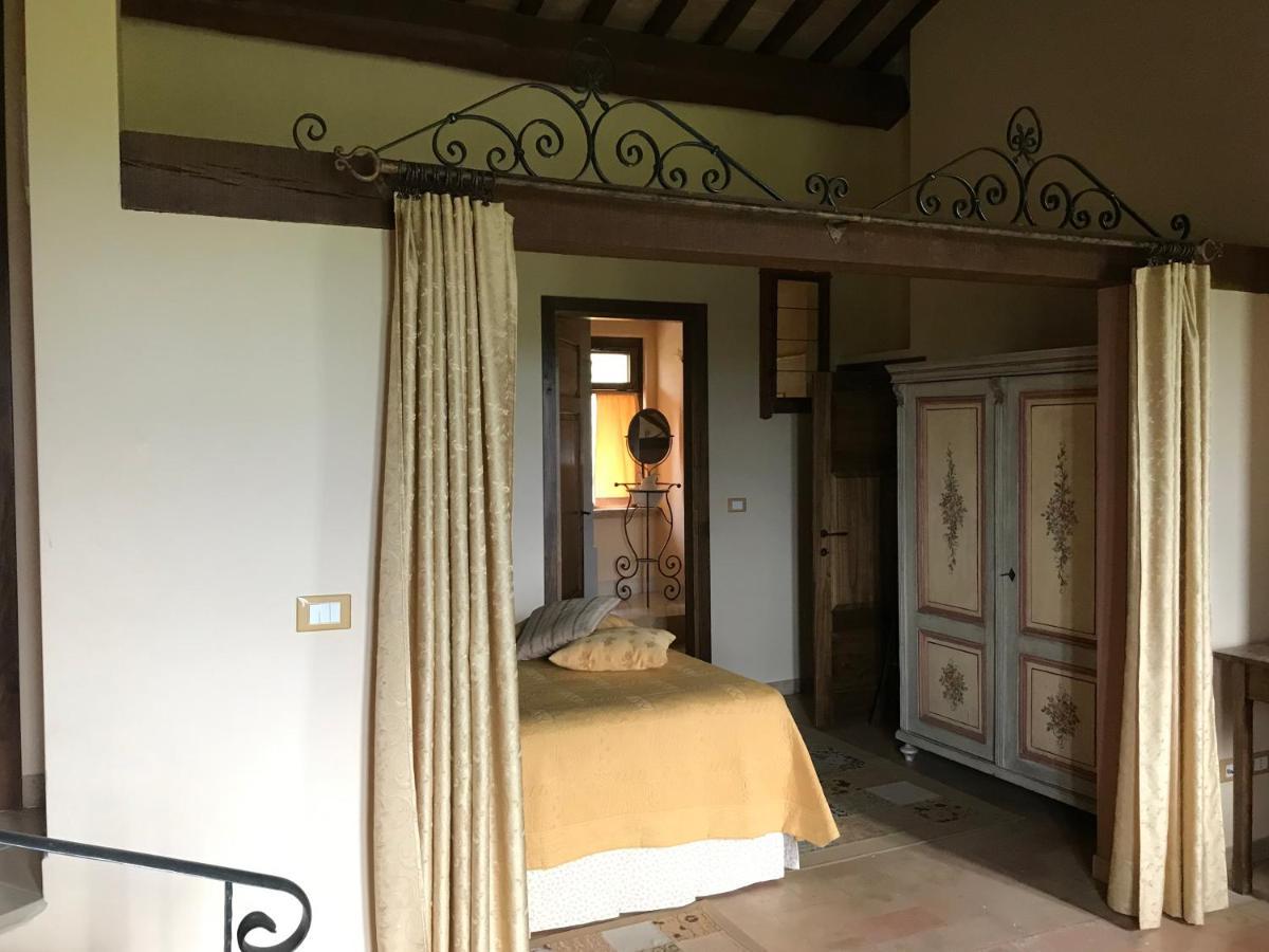 Genius Loci Country Inn Bevagna Exterior photo