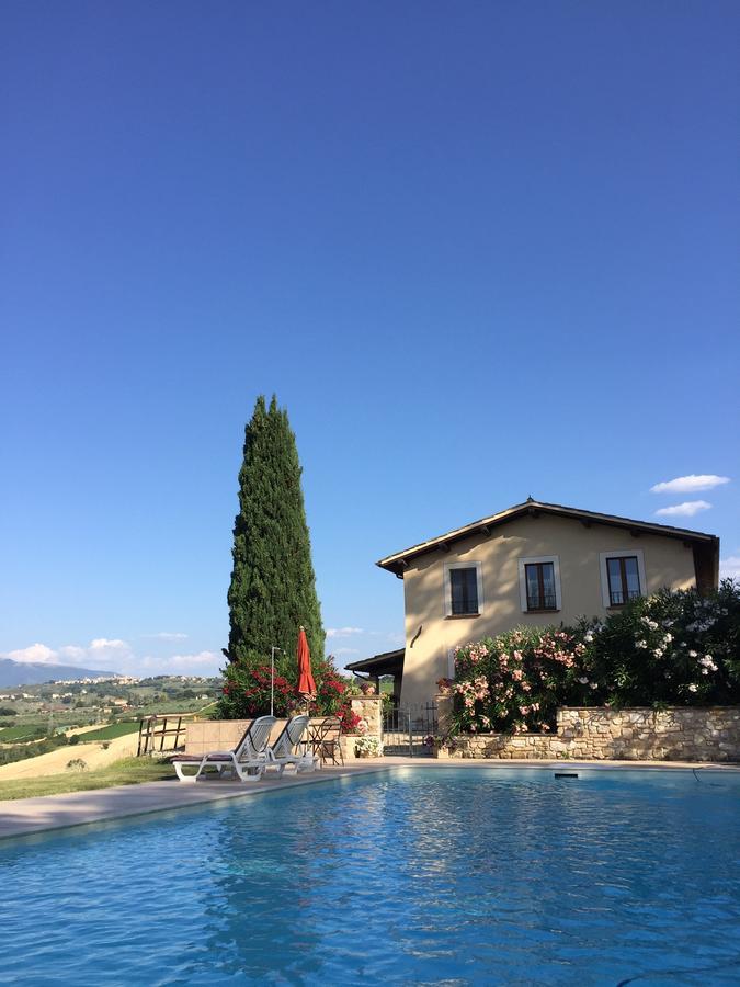 Genius Loci Country Inn Bevagna Exterior photo