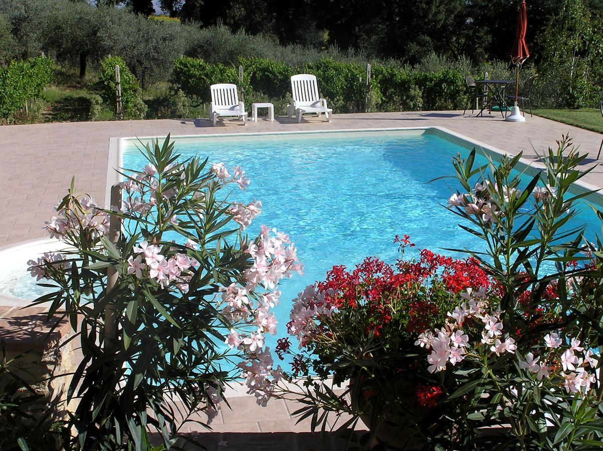 Genius Loci Country Inn Bevagna Exterior photo
